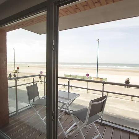 Apartmanhotel Evancy Etoile De 3*